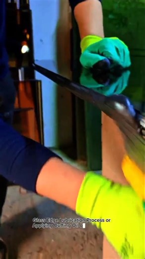 Applying Cutting Oil on Glass Edges | Professional Glass Processing Technique