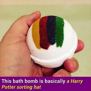This Harry Potter bath bomb sorts you into a Hogwarts house: | Greatist