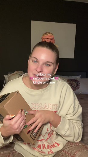 Raspberry Pink Kindle Paperwhite Bookish Box Unboxing