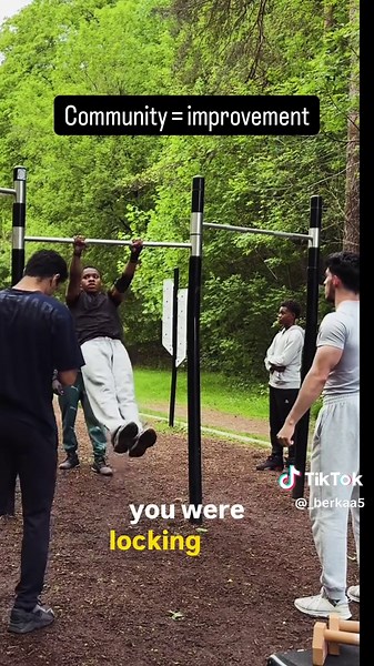 A good community with like minded people will always empower each other and excel faster! #calisthenics #community #gym #bodybuilding #nature #streetworkout