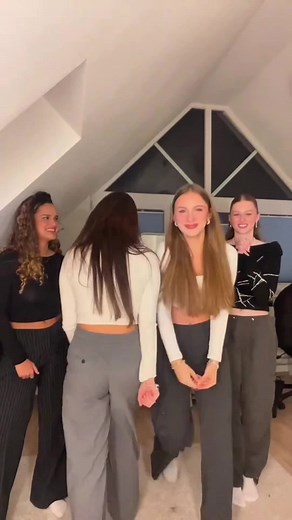 Try not cringe🤣 #scareprank #scarecam #scared #scare #foryou #couple #funny #funnyprank #virral #fpy #fpyシ #haha