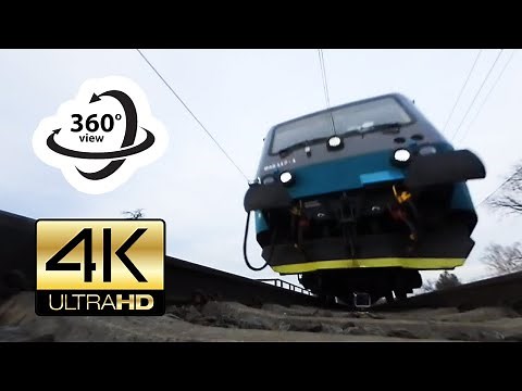 360° camera under diesel train (4K) Virtual Reality