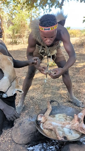 cooking monkey BBQ #wildlife #ethnicfood #africa