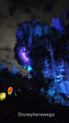 Avatar at Night 🌌 | Pandora’s Most Magical Moment #avatar #animalkingdom #disneyworld #pandora