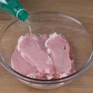 500K views · 2.2K reactions | I learned it in a fancy restaurant! This is the most delicious meat I've ever had. | That Recipe | Facebook