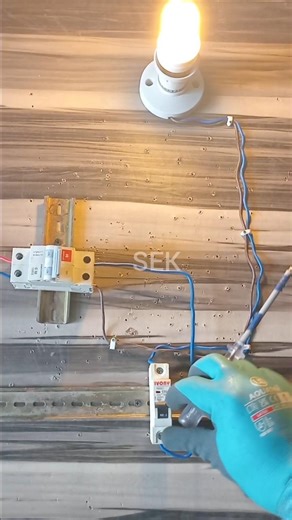 principle for breaker connection wiring