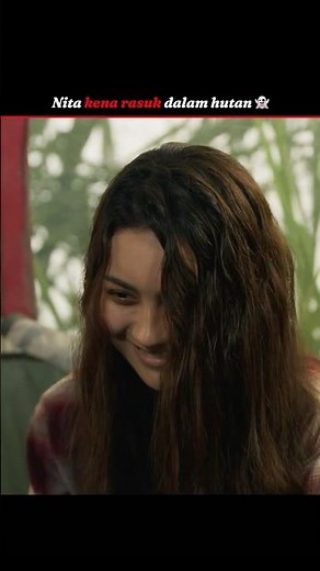 Nita Kena Rasuk Dalam Hutan | Dusun Mayit | Netflix