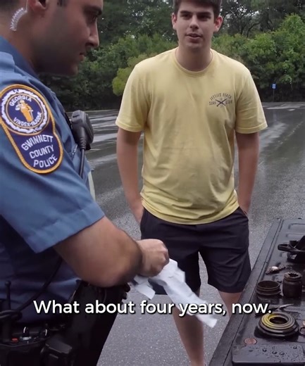 Scuba Diving: Police Alerted For Strange Find! 🔍 #truecrime #coldcase | Depths of History