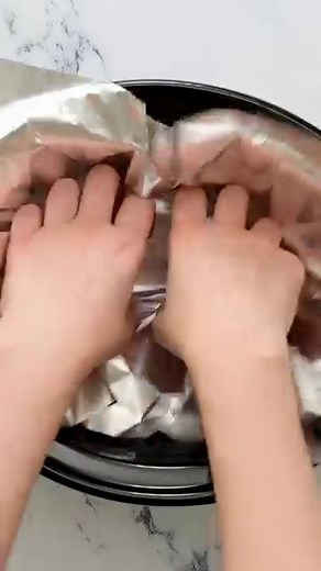 Recipe here: https://therecipecritic.com/crockpot-meatloaf/ This meatloaf is easy to prepare and using your slow cooker allows the flavors to blend together for a delicious meal! | Tried and True Recipes