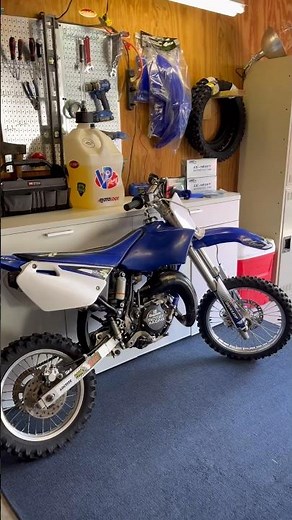 The YZ85 is about to get some upgrades! Stay tuned! #yz85 #yamaha #dirtbike #dirtbikeupgrades #moto