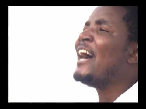 Ali Mbali Yanga - Skeffa Chimoto (official video) malawi music