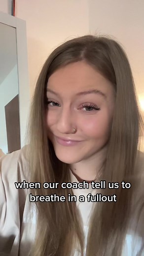 Sag mir wie und ich mach’s 😭 #cheertrend #cheer #cheerleading #cheersport #cheerleadinggermany #sports #hobby #cheercheck #cheerfyp #viral #trend #foryou #fyp #fürdich #fullout