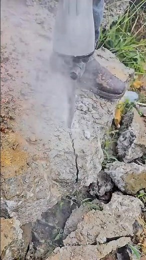 2200W of Destruction! VEVOR Demolition Hammer in Action