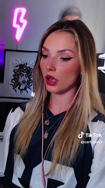 This is what happens when a #burp gets stuck! 🫢 #twitchstreamer #girlsburping #fyp #gamergirl #foryoupagе