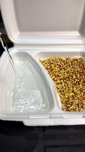 6M views · 104K reactions | I Grew Microgreens with AUTO-WATERING in a Takeout Container?! 勞 Zero Effort Hack! #microgreens #gardeninghack #diygarden #growyourown #urbangarden #plantlover #lifehack | Корисні Корисності | Facebook