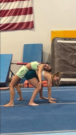 Bestie Gymnastics Challenge 😂