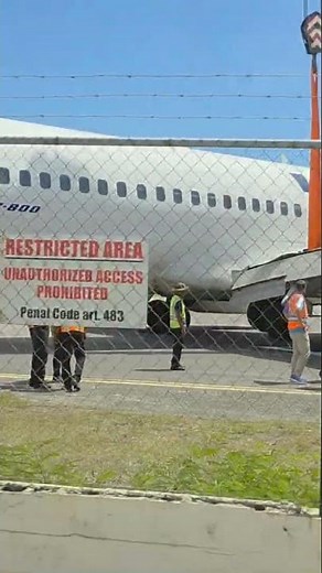 Up-close view of landing gear for plane crash/hard landing near Maho Beach St. Maarten!