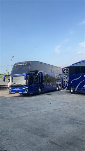 double kalcer take off menuju jalurnya masing masing🔥 #semargank🤙 #168trans #doubledeckerbus