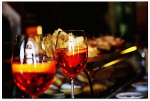 Spritz Veneziano. The famous Venetian drink. A complete guide.