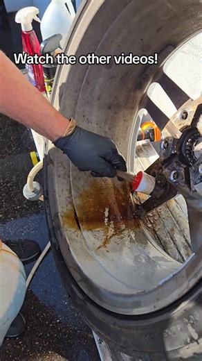 Dura Coating Technology​ Wheely Clean Concentrate - Professional Wheel Cleaner is made to remove the nasty brake dust and oxidation from chrome or aluminum surfaces ✨ Wheely Clean is NOT a degreaser, we are not removing grease or dirt 🚫 Wheely clean is not Purple Power, Dawn dish soap, Simple Green or any other degreaser amateurs use to clean wheels when in fact degreaser do a poor job cleaning wheels as they do NOT react and remove embedded brake dust! 🚫 Don’t forget to protect them with our 