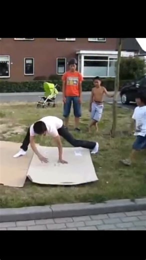 Bboy accidente #breaking #bboy #cartoon #funny | Glex One studio