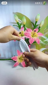 23K views · 143 reactions | Fuzzy Wire Flower Pipe cleaner flower...