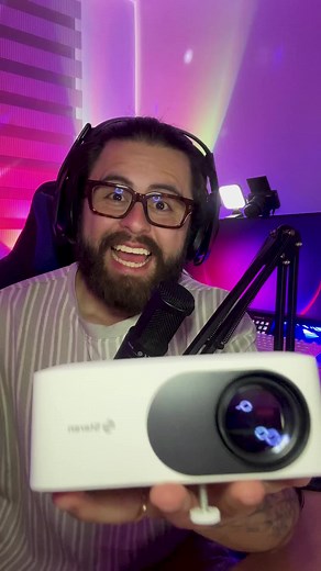 Proyector Mini de Steren: Portátil y Potente para Películas