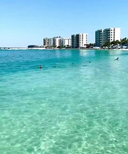 800K views · 10K reactions | The beauty of Destin  Video shared by Gene Eisenmann | Destin Beach Cams | Facebook