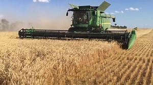 Here is a video HPH made for www.allaboardharvest.com of North Dakota wheat harvest. #AAWH16 | High Plains Harvesting