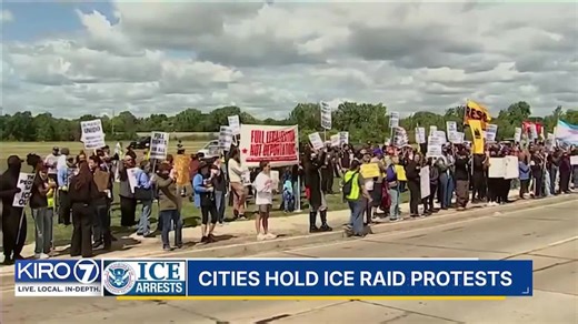 VIDEO: Protestors hold protest against ICE raids