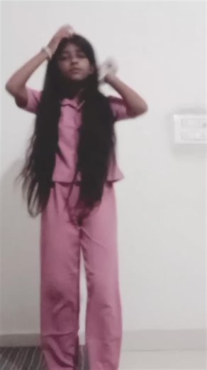 Nabhya on Instagram: "Teeji teeji var"