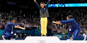 Simone Biles, Jordan Chiles bow to Brazil’s Rebeca Andrade during medal ceremony for floor exercise