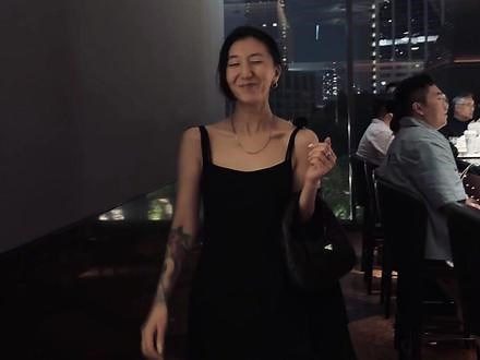 昨晚未完的聊天局🥂我们明天11:00继续～