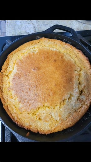 Chicken and Dressing how Momma made it. #food #eatathome #dressing #easter