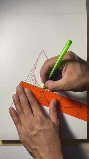 Dibujo Técnico: Triángulo con Líneas y Curvas