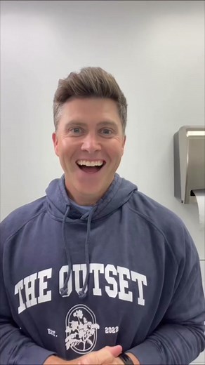 Need some inspiration for starting a new skincare routine? Look no further. Colin Jost, comedian turned skincare connoisseur, gives us an inside look at his favorite routine —The Outset Daily Essentials Regimen Eye Cream.⁣ ⁣ Find Colin applying his skincare in a public bathroom near you shop his full routine now 😉⁣ ⁣ #colinjost #scarlettjohansson #theoutset #newyearnewskin #startofyou #skincarestartsattheoutset #startofhealthyskin #skincarestartshere #theoutsetregimen