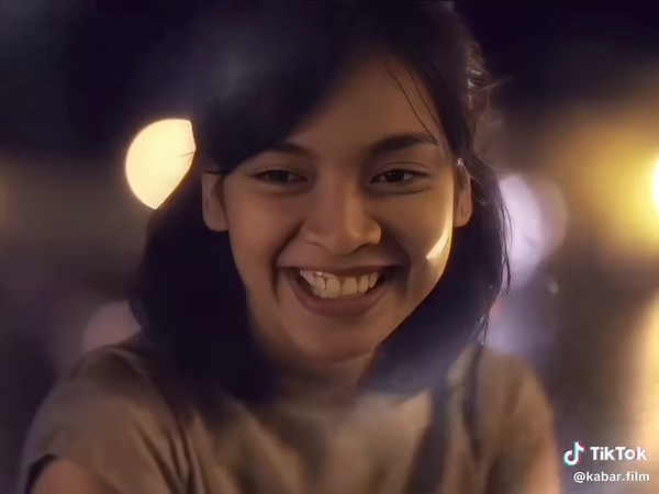 Film Sore: Kisah Cinta yang Mengharukan