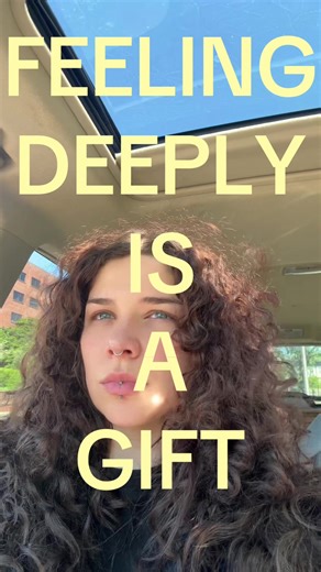 and a curse you could say but I wouldn’t change being a feeler #pisces #feel #lifeisstrange #fyp #curlyhair