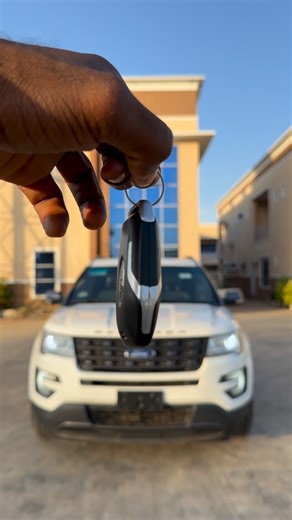 KADUNA_AUTOMOBILE_PLUG on Instagram: "FOREIGN USED 2017 FORD EXPLORER FULLEST OPTION KEYLESS ENTRY ✅ PANORAMIC ROOF✅ AUTOMATIC TRUNK✅ 📍KADUNA PRICE IS 26,700,000 ONLY"