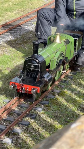 GNR Sterling Single Steam Locomotive CLOUD of Steam! 🚂💨💨💨 #miniaturerailway