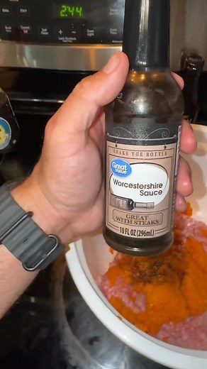 57K views · 1K reactions | Let’s make deep fried Lumpia! Quick and easy recipe! #cooking #lumpia #easymeals #chopelasreviews #fyp | Justin Chopelas | Facebook