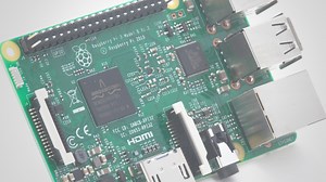 售价 35 美元的全新 Raspberry Pi 3 Model B 今天发布，配备板载 WiFi 和蓝牙