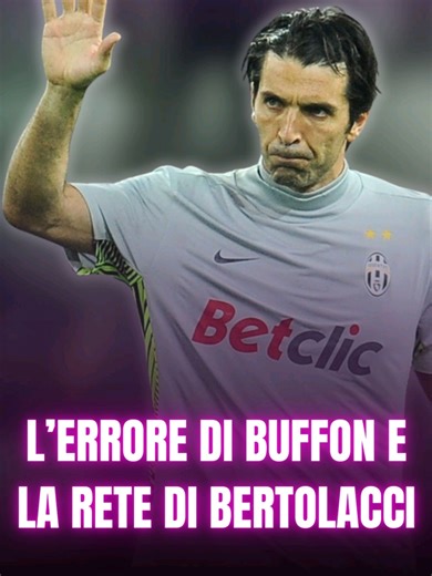 ▫️ L'errore di Buffon e la rete di Bertolacci. ▫️Il pareggio per 1-1 tra Juventus e Lecce porta alla memoria un risultato analogo vecchio di ben 13 anni. 🤩 ▫️Sto parlando della sfida giocata il 2 maggio 2012 in cui a passare in vantaggio furono i bianconeri con Marchisio, ma al minuto 85 i salentini, sotto di un uomo (espulso Cuadrado), acciuffarono un insperato pareggio grazie al gol di Bertolacci che sfruttò al massimo un evidente errore di Buffon. 🔥 ➖ ➖ ➖ #calcio #bertolacci #buffon #juvele