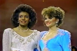 12 reactions | VIDEO Miss USA 1987 - Crowning Moment Miss USA 1987, the 36th Miss USA pageant, was televised live on February 17 from Albuquerque, New Mexico on CBS. The ceremonies were hosted for the last time by Bob Barker. At the conclusion of the final competition, Michelle Royer of Texas was crowned Miss USA, becoming the third consecutive winner from Texas | Beauty Queens Pictures | Facebook