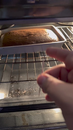 Boxed cake mix hack,Is it really up to snuff? #chocolatecake #boxcakemixhacks #cake #holmescooking | Holmescooking