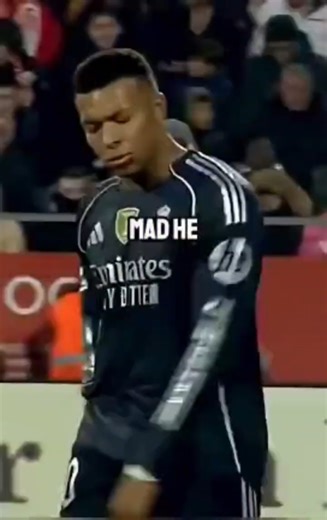 Mbappé completely lost it after what Mastantuono did mid-match.🤣☠️