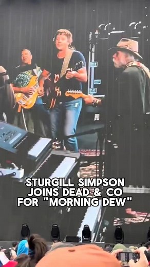 Dead & Company celebrated the Grateful Dead’s 60th anniversary across 3 shows at San Francisco’s Golden Gate Park with appearances by Sturgill Simpson, Phish’s Trey Anastasio, Billy Strings, and the late Phil Lesh’s son Graeme. 📹 eforce21 on YouTube | BrooklynVegan