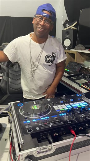 Life of a DJ: Exploring DJ Culture and Equipment