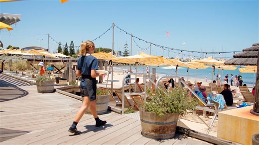 Experience Fremantle Fishing Boat Harbour — Western Australia's Premier Waterfront Escape A must-visit on any trip to Perth, Fremantle Fishing Boat Harbour is a vibrant, sun-soaked precinct where ocean views, world-class dining and rich maritime heritage come together. Just a 20-minute drive from Perth and a short walk from the heart of Fremantle and the Fremantle Train Station, the harbour is perfect for a day trip, long lunch, family outing or luxurious staycation with a hotel positioned right
