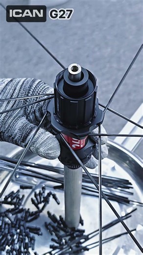 Drive Side Spoke Threading - Building the G27 Gravel Wheelset.#icancycling #g27